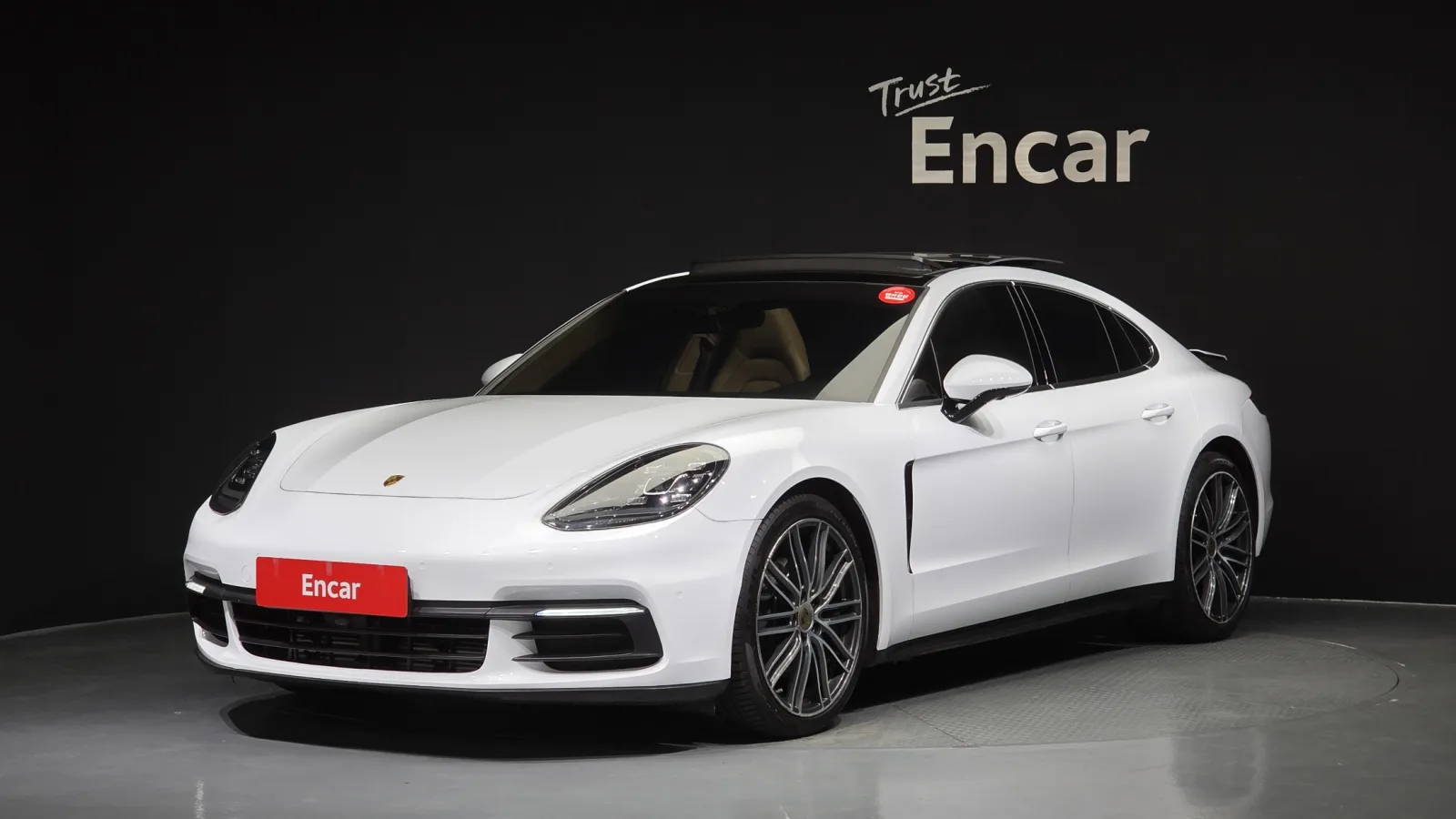 2020 Porsche Panamera