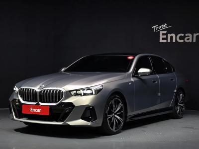 2025 BMW 5-Series