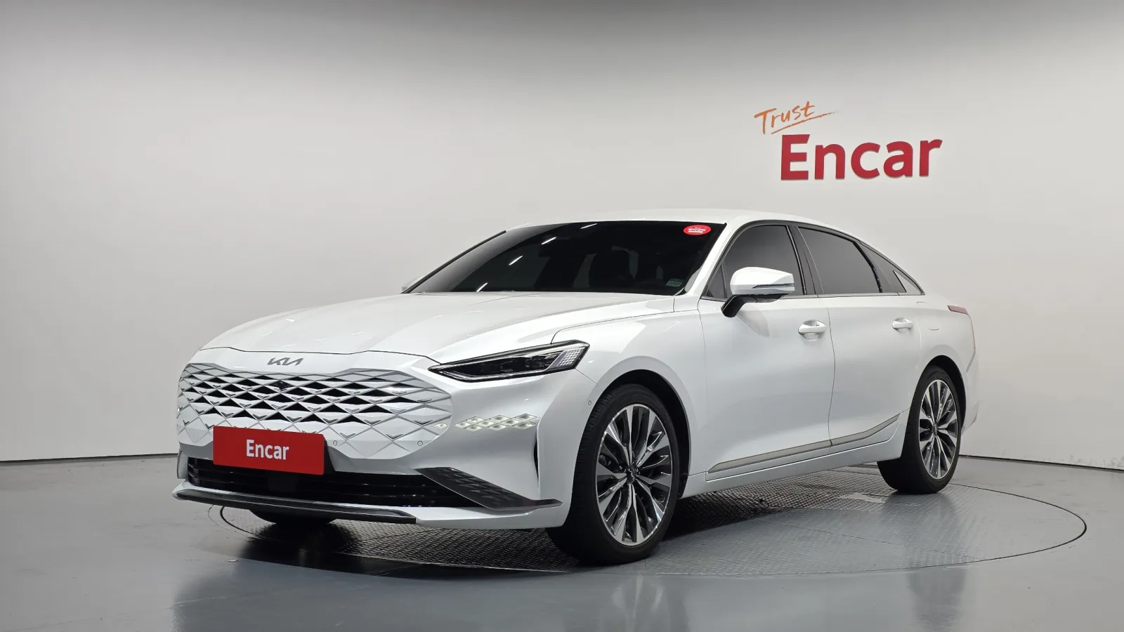 2023 Kia K8