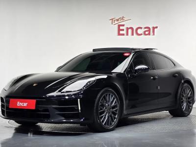 2025 Porsche Panamera