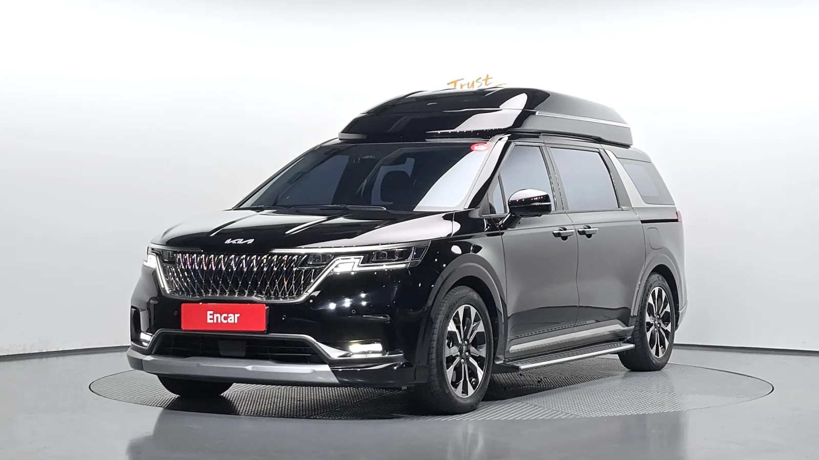 2023 Kia Carnival