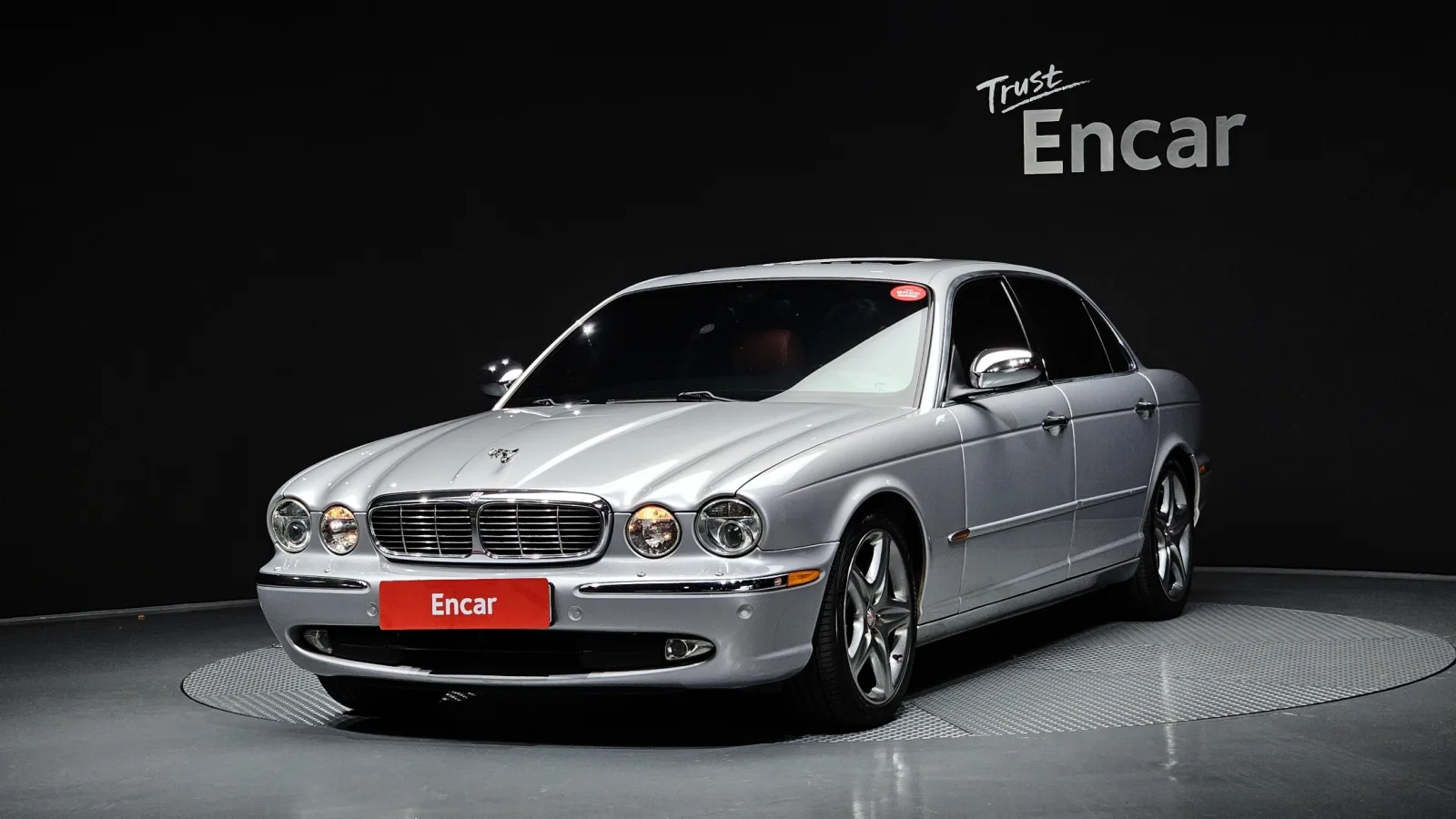 2005 Jaguar XJ-8
