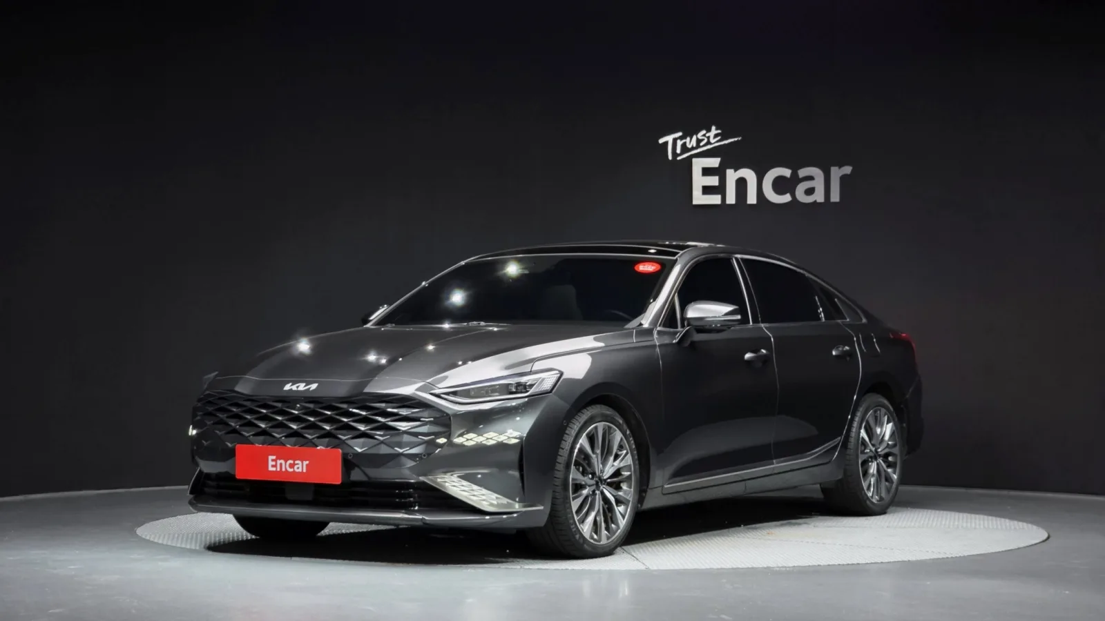 2022 Kia K8