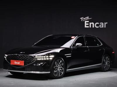 2022 Genesis G90