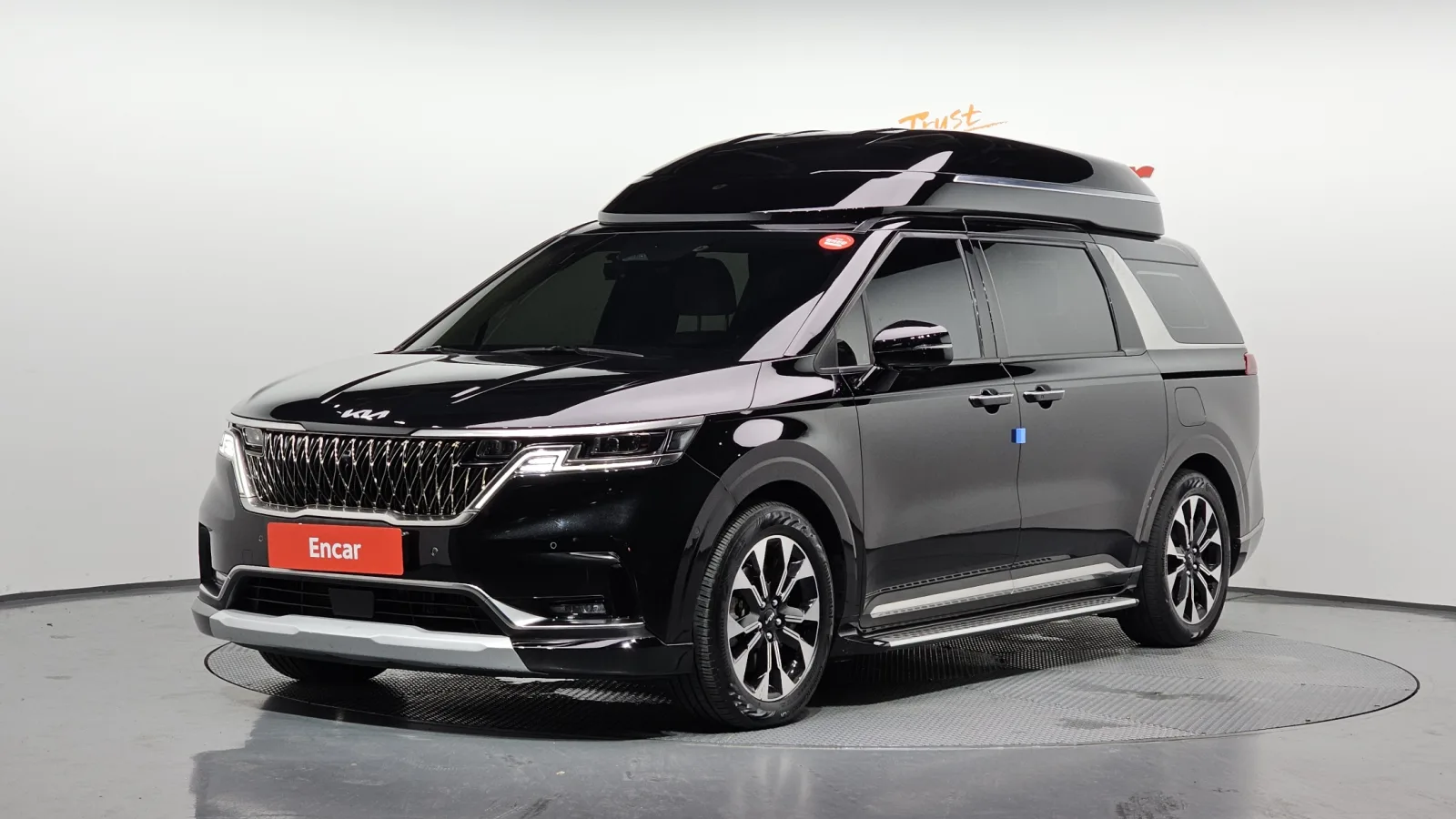 2023 Kia Carnival
