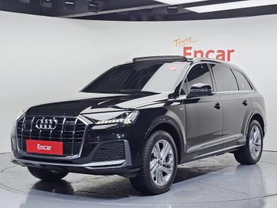 2022 Audi Q7