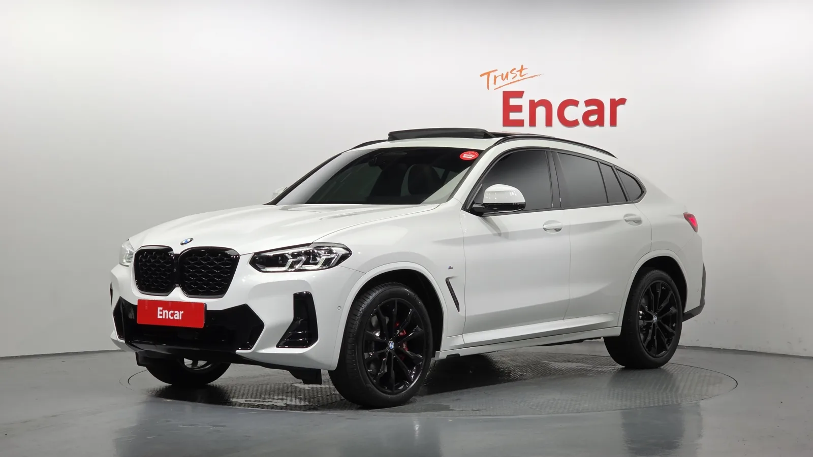 2025 BMW X4