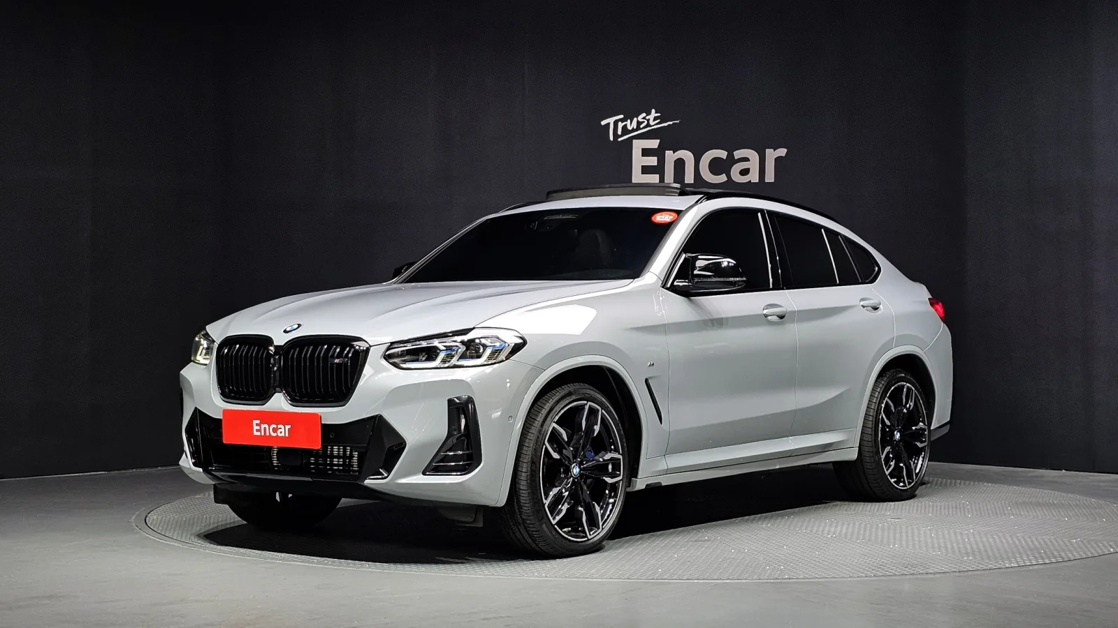 2022 BMW X4