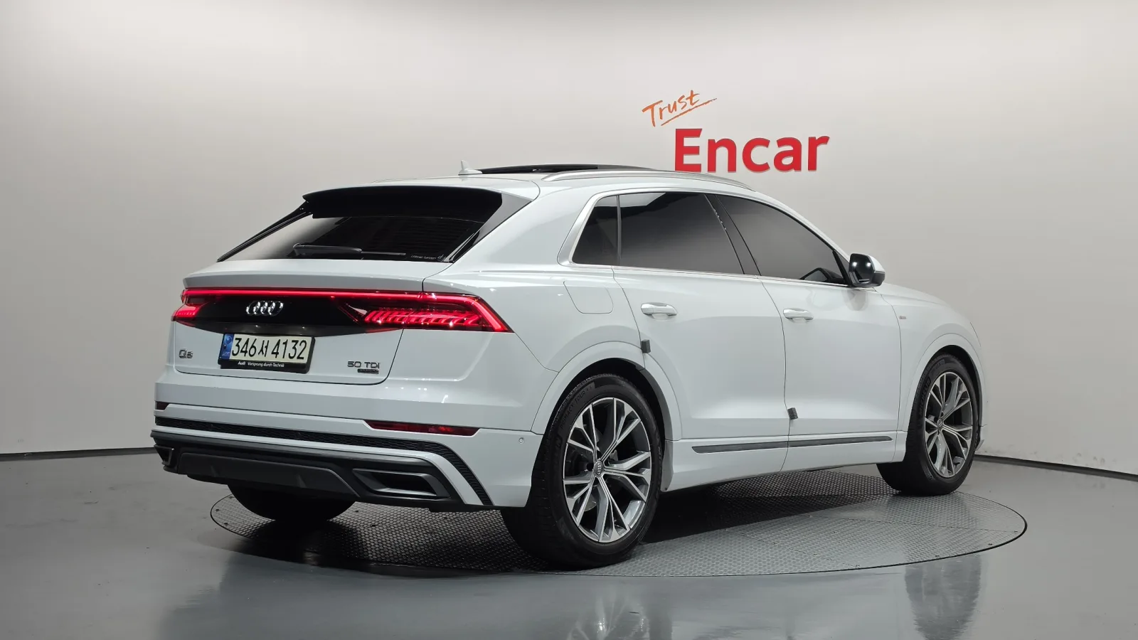 2021 Audi Q8