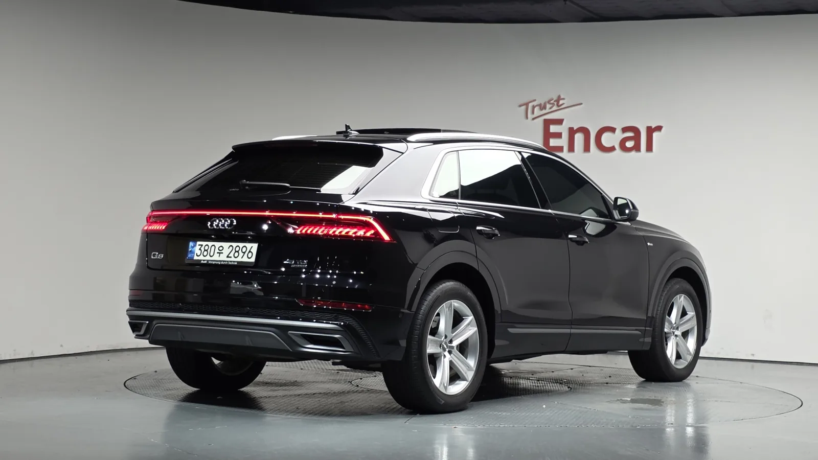 2021 Audi Q8