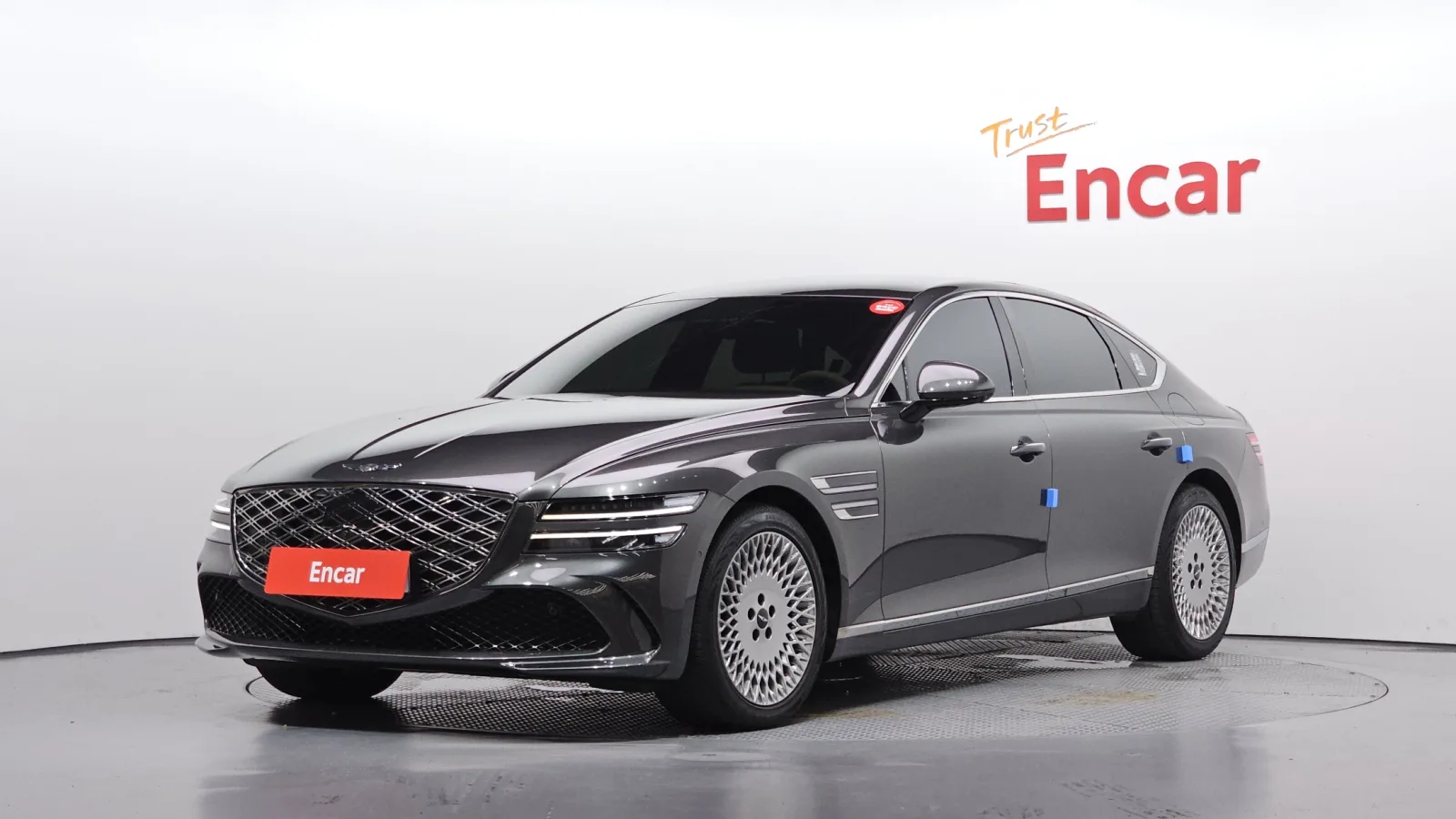 2025 Genesis G80