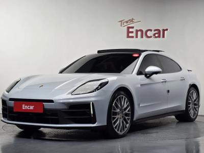 2025 Porsche Panamera