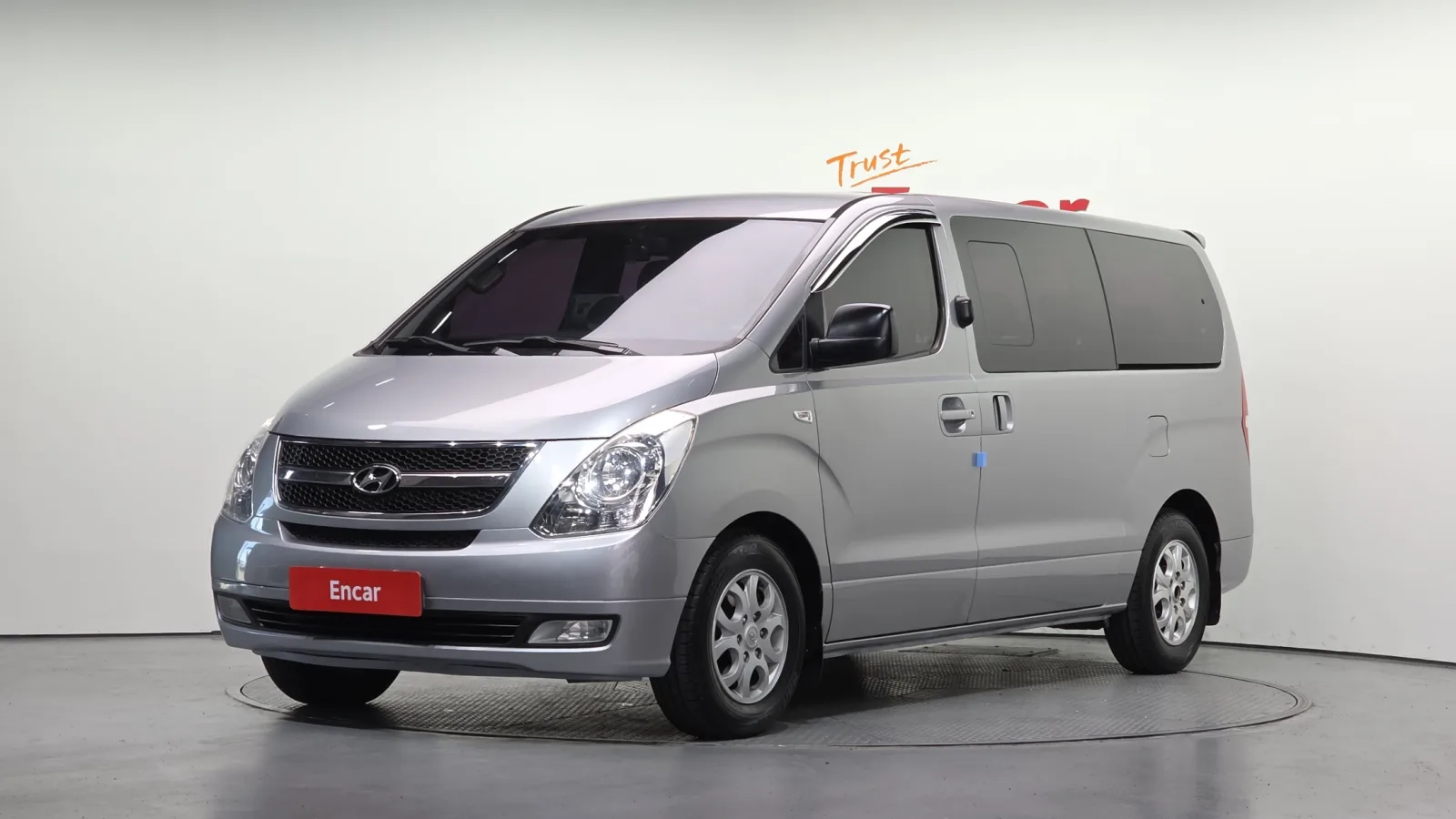 2013 Hyundai Starex