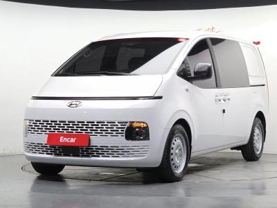 2022 Hyundai Staria