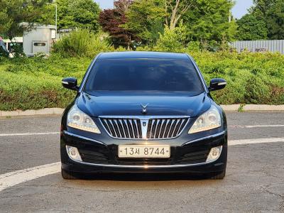 2012 Hyundai Equus