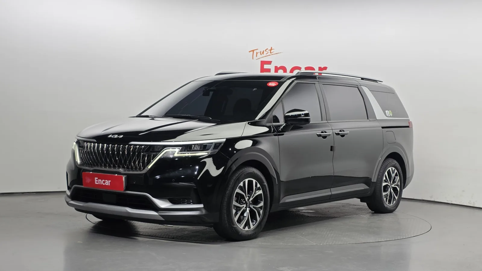 2023 Kia Carnival