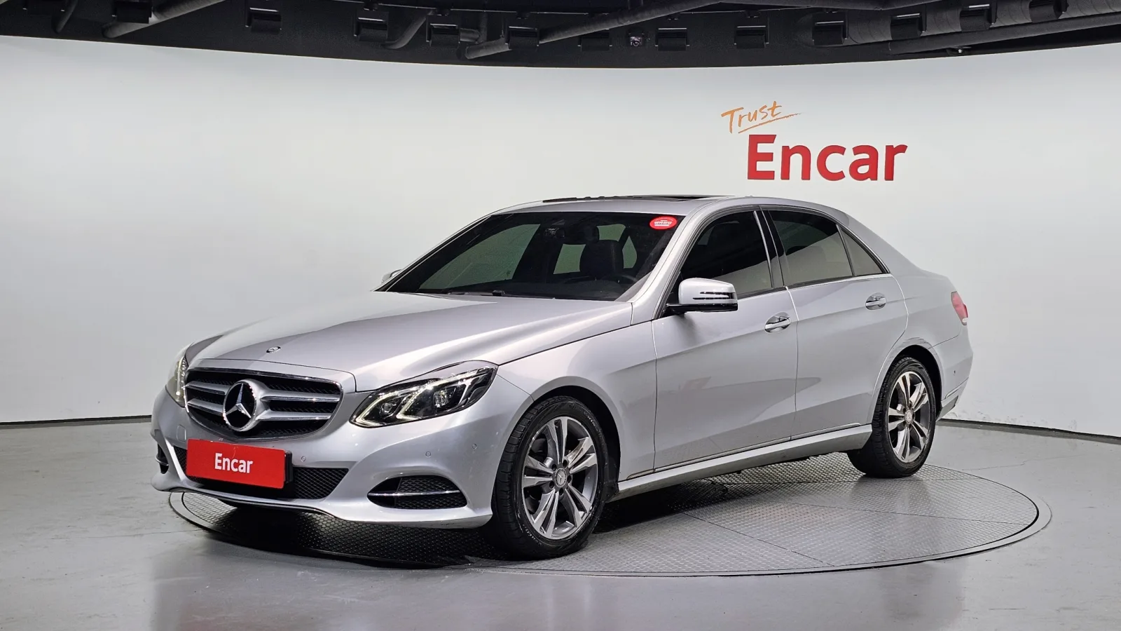 2016 Mercedes-Benz E-Class