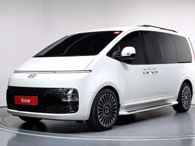 2025 Hyundai Staria