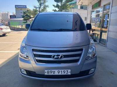 2016 Hyundai Starex
