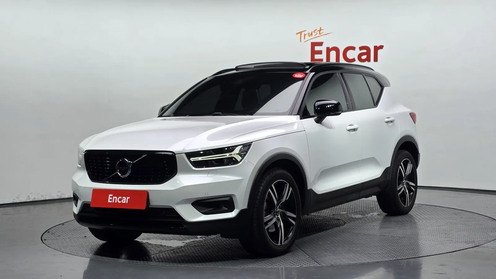 2021 Volvo XC40