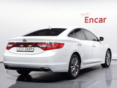 2016 Hyundai Grandeur