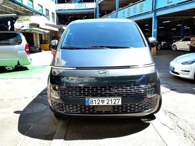 2023 Hyundai Staria