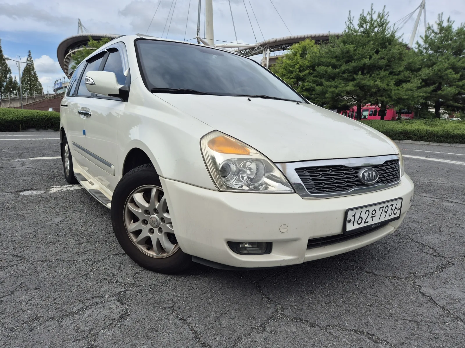 2011 Kia Carnival