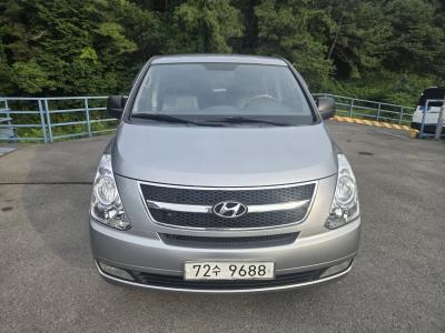 2013 Hyundai Starex