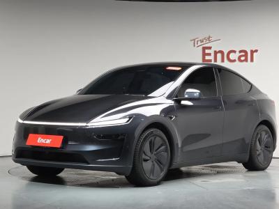 2025 Tesla Model Y