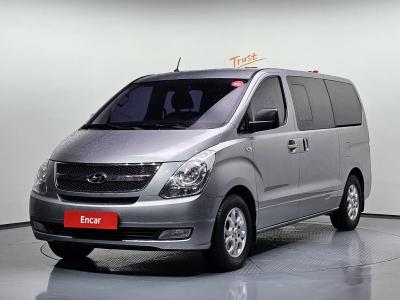 2016 Hyundai Starex