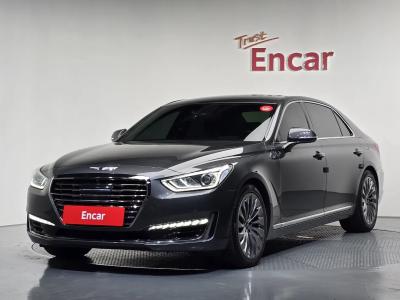 2018 Genesis EQ900