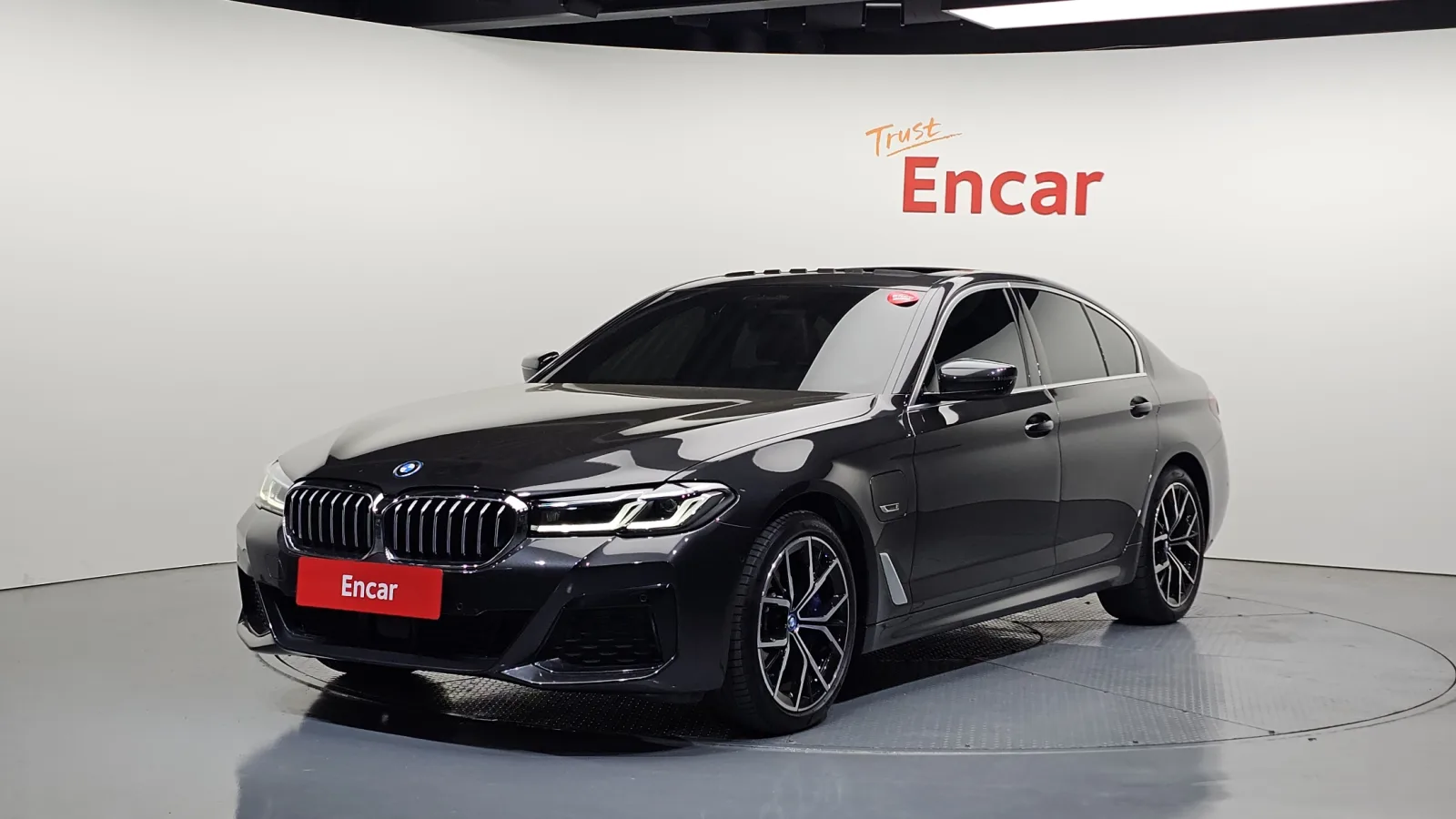 2022 BMW 5-Series