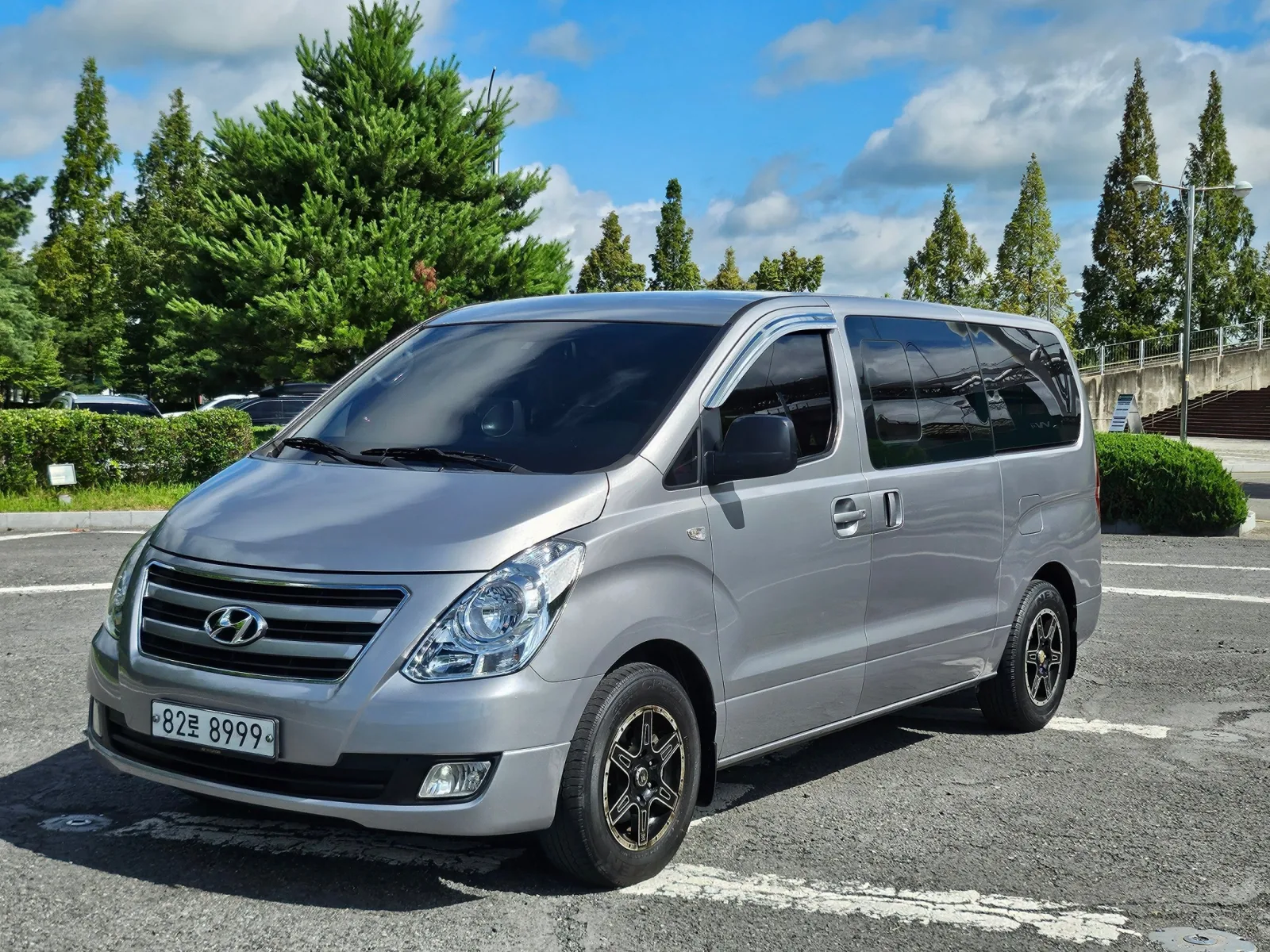 2016 Hyundai Starex