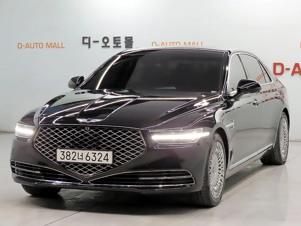 2020 Genesis G90