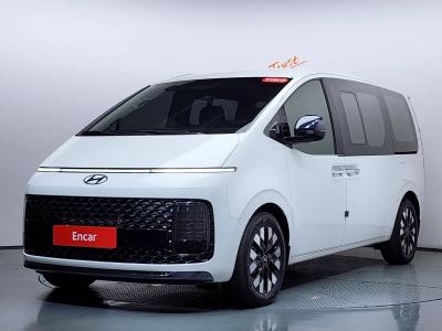 2025 Hyundai Staria