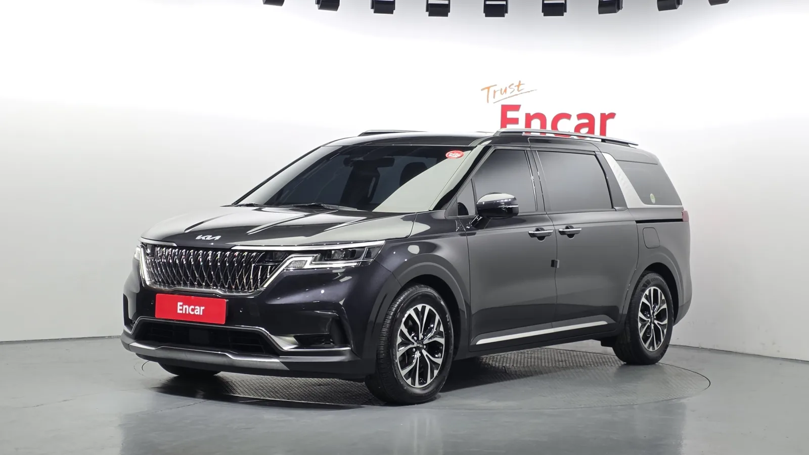2023 Kia Carnival