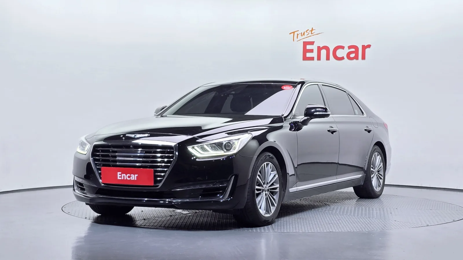 2016 Genesis EQ900