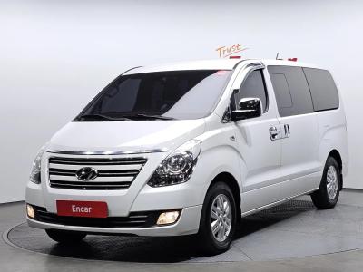 2017 Hyundai Starex