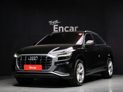 2022 Audi Q8
