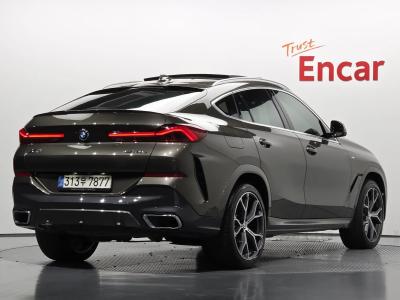 2021 BMW X6