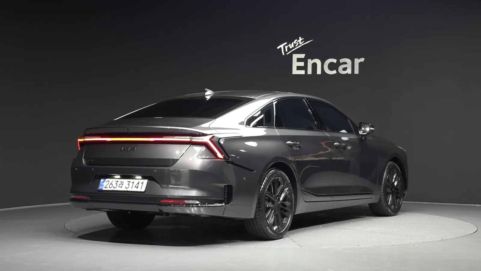 2025 Kia K8