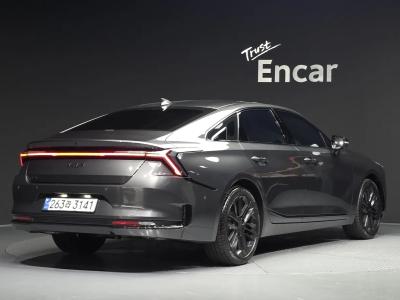 2025 Kia K8