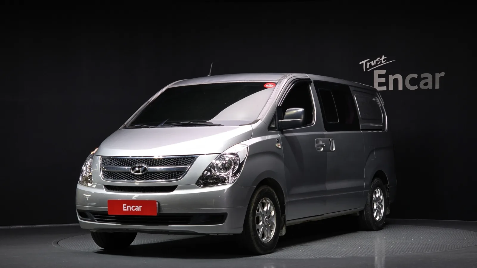 2012 Hyundai Starex