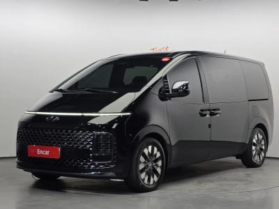 2022 Hyundai Staria