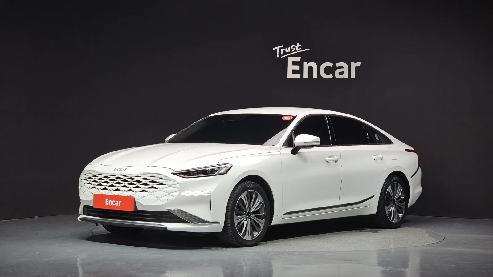 2023 Kia K8