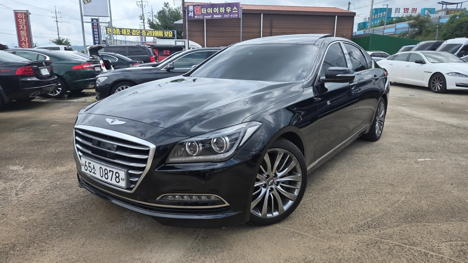 2014 Hyundai Genesis