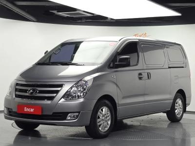 2018 Hyundai Starex