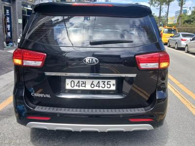 2018 Kia Carnival