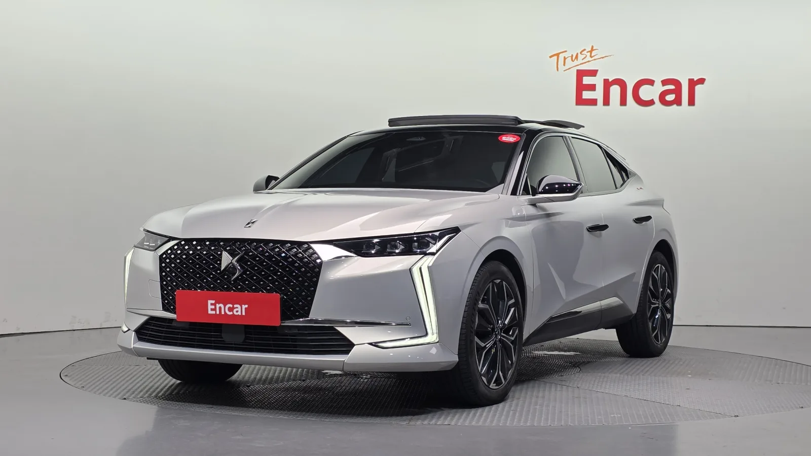 2022 Citroen-DS DS4