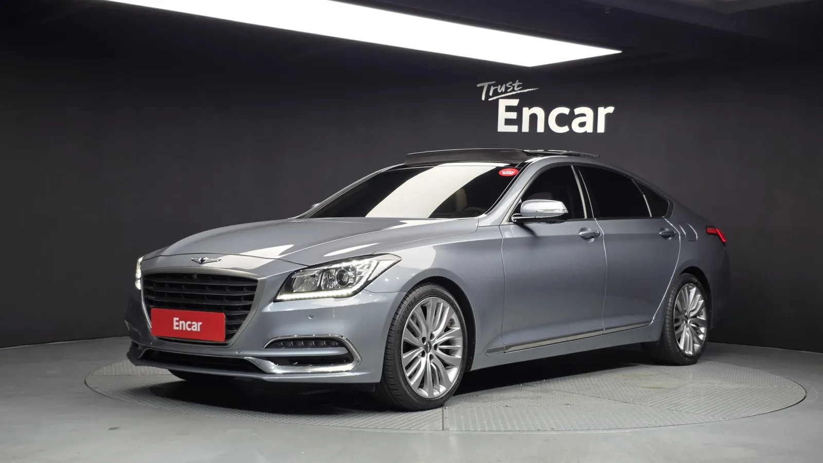 2017 Genesis G80